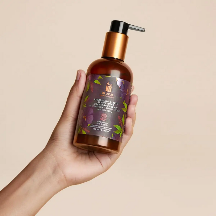Bloom Refreshing & Skin Brightening Shower Gel With Saffron & Sandal Extract (All Skin Types) - 200ml
