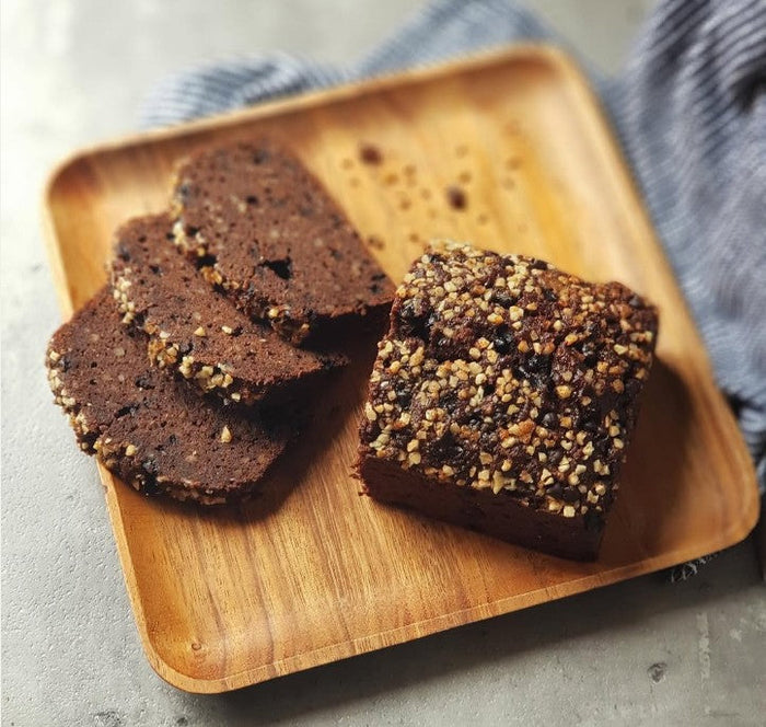 Sanjeevini Chocolate Banana Cake